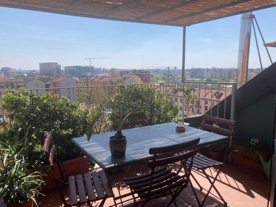 Navigli's Rooftop Apartment Mailand